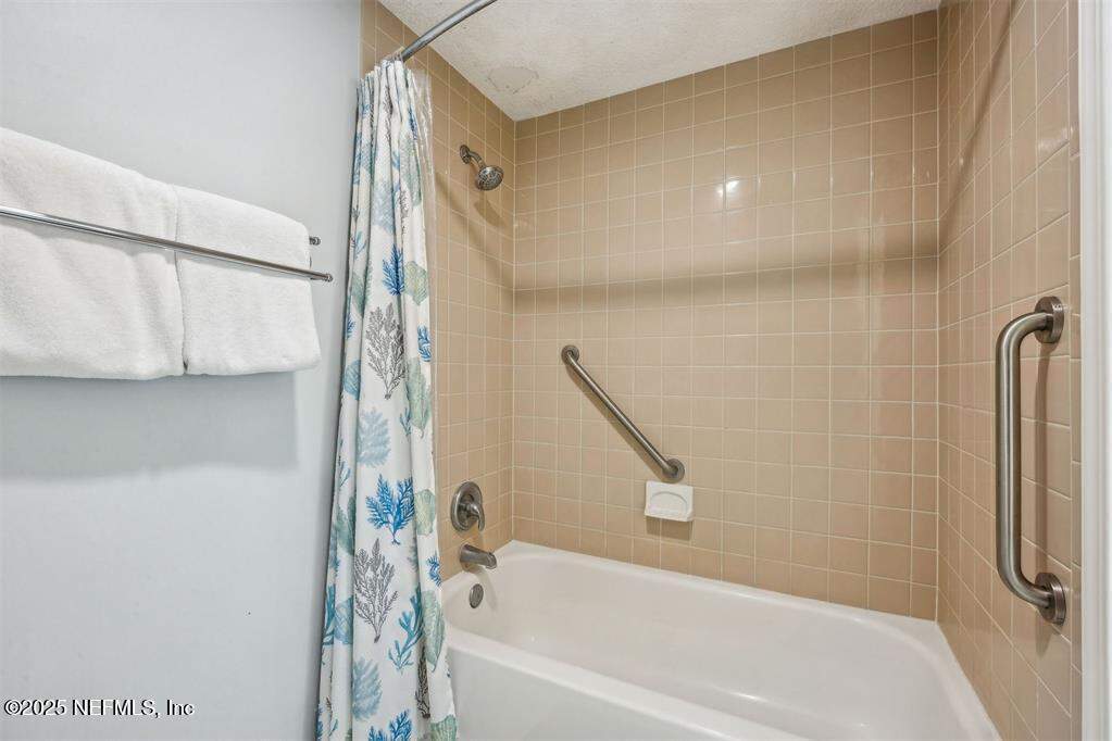 2 Bedroom Apartment/Flat's Image 24