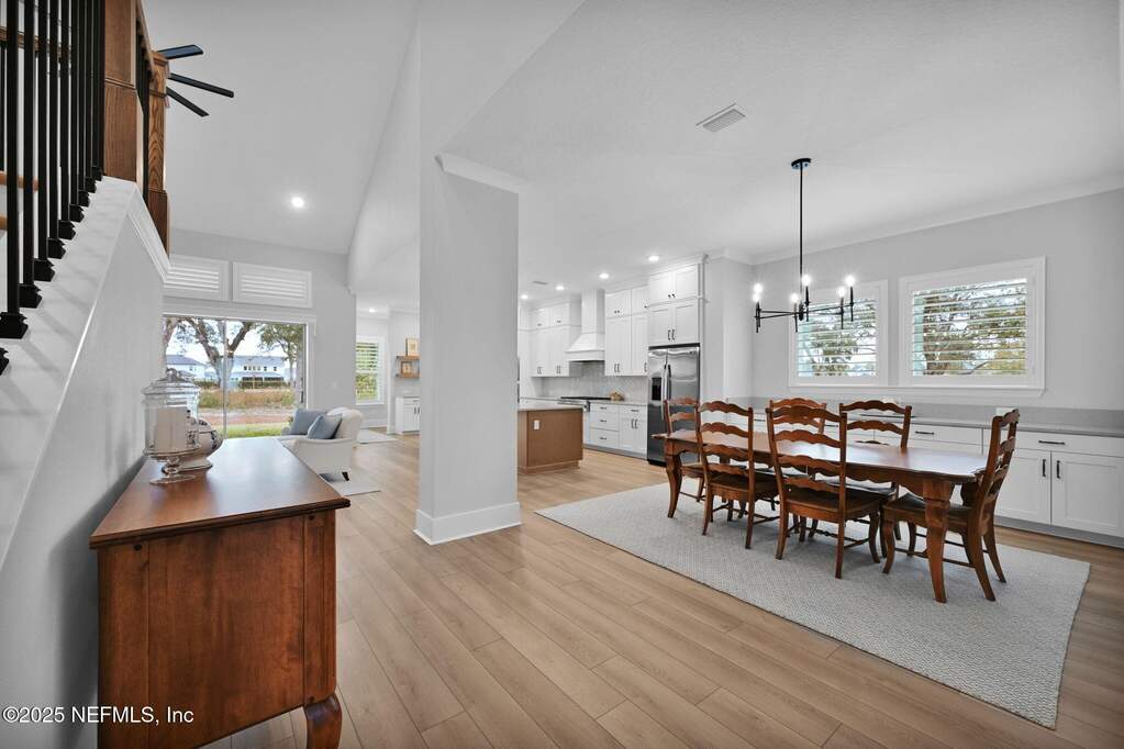 5 Bedroom Single Family Home/House's Image 14