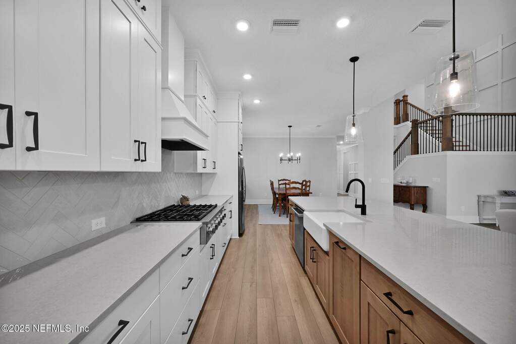 5 Bedroom Single Family Home/House's Image 20