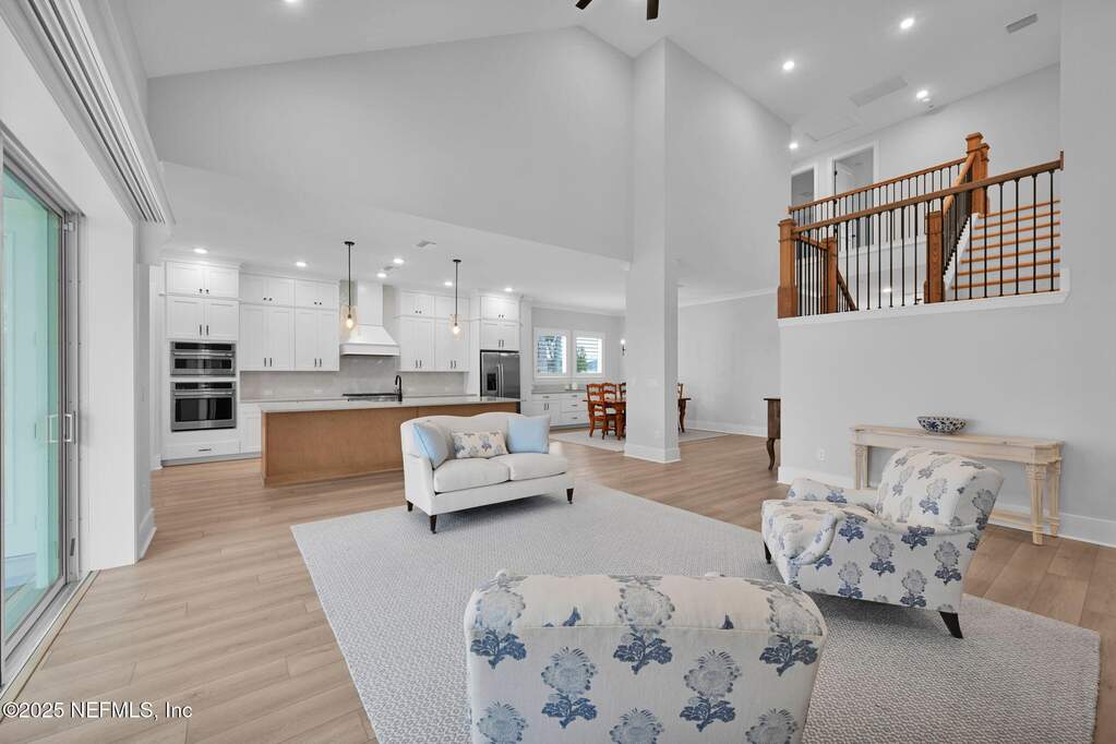5 Bedroom Single Family Home/House's Image 28