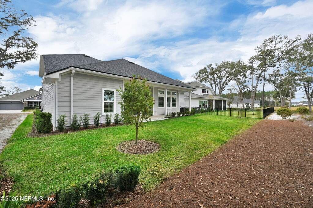 5 Bedroom Single Family Home/House's Image 55
