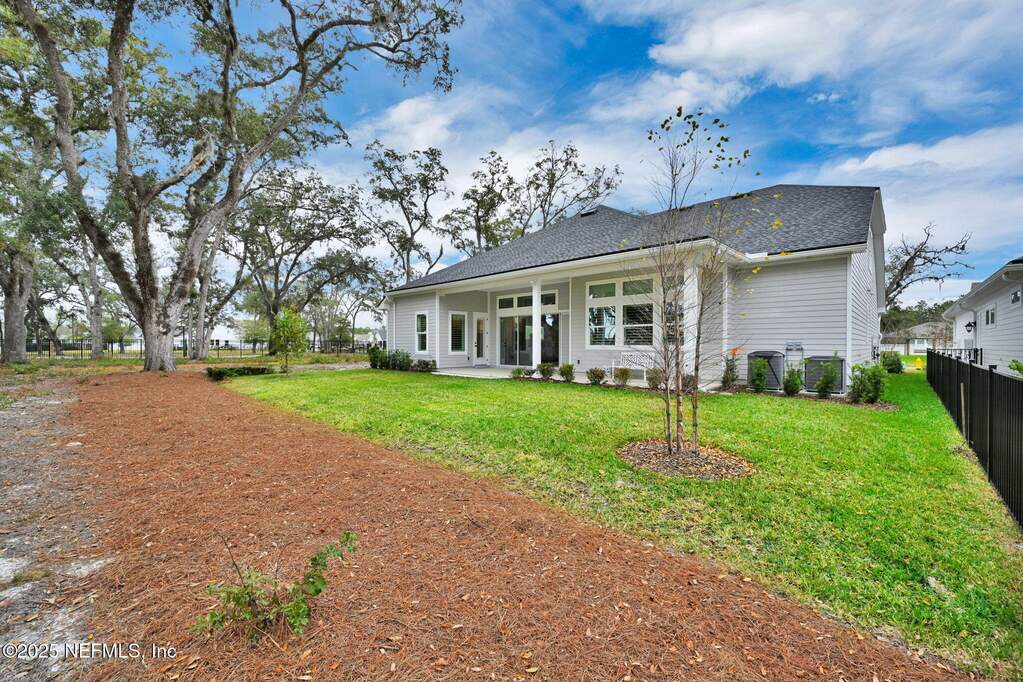 5 Bedroom Single Family Home/House's Image 56