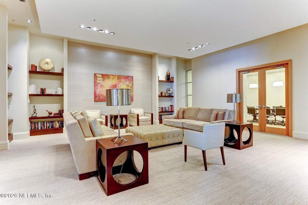 2 Bedroom Apartment/Flat's Image 61