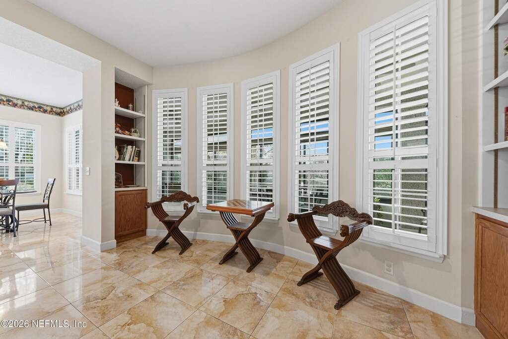 4 Bedroom Single Family Home/House's Image 15