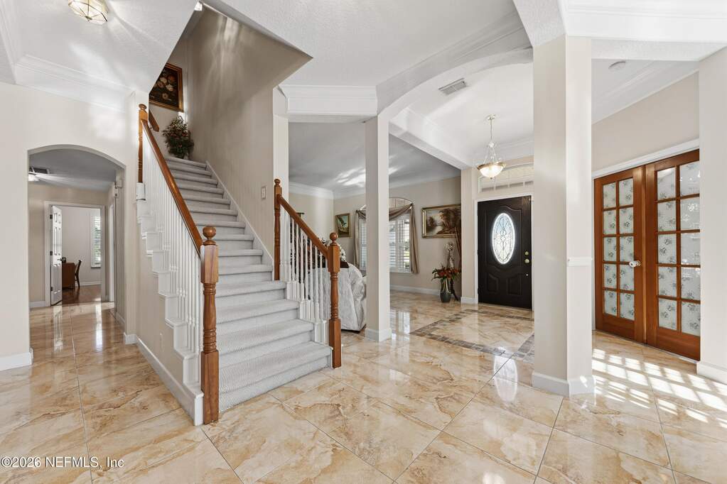 4 Bedroom Single Family Home/House's Image 4