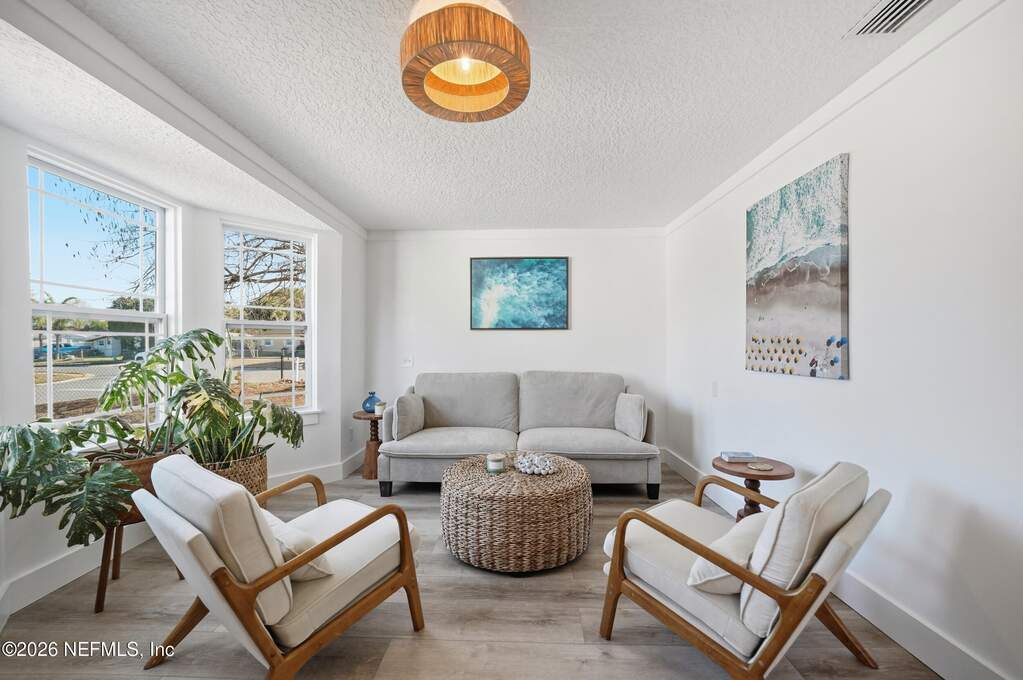 3 Bedroom Single Family Home/House's Image 15