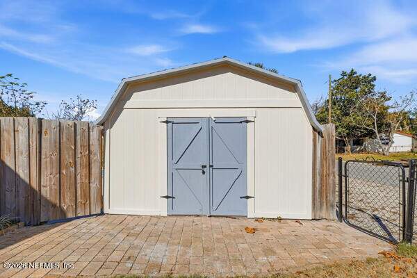 3 Bedroom Single Family Home/House's Image 36