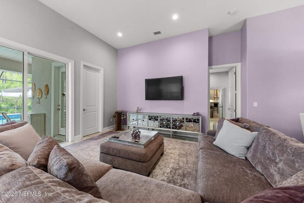 4 Bedroom Single Family Home/House's Image 10