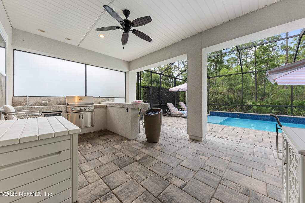4 Bedroom Single Family Home/House's Image 25