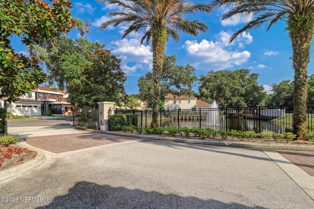 3 Bedroom Single Family Home/House's Image 64