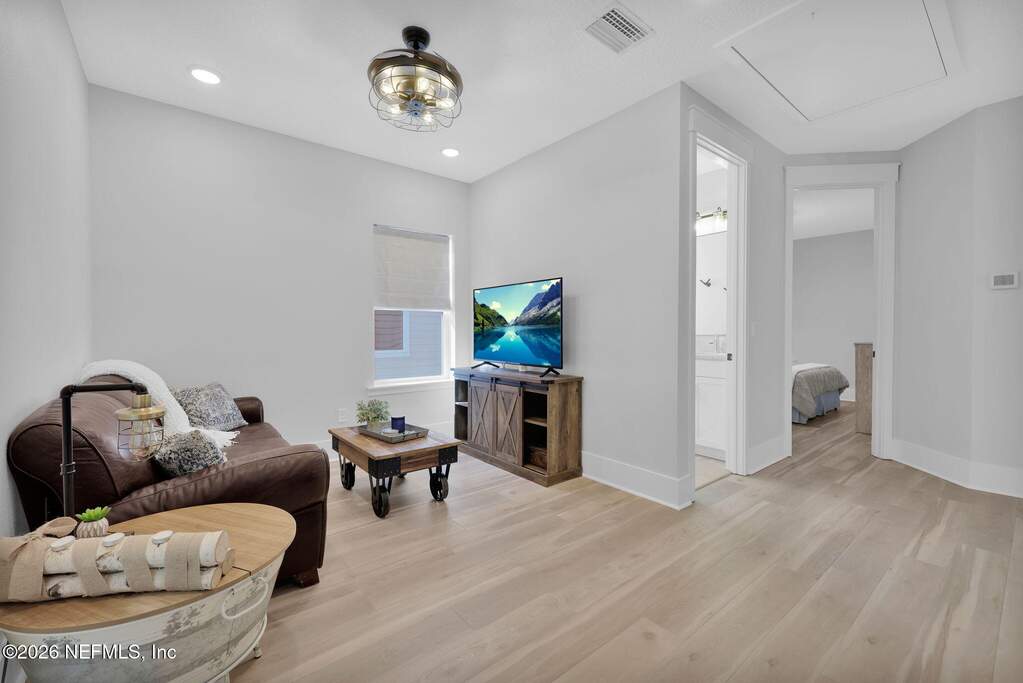 4 Bedroom Single Family Home/House's Image 23