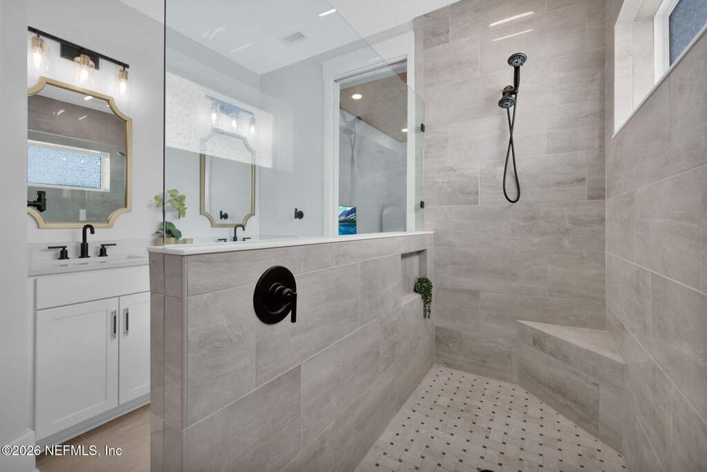 4 Bedroom Single Family Home/House's Image 27