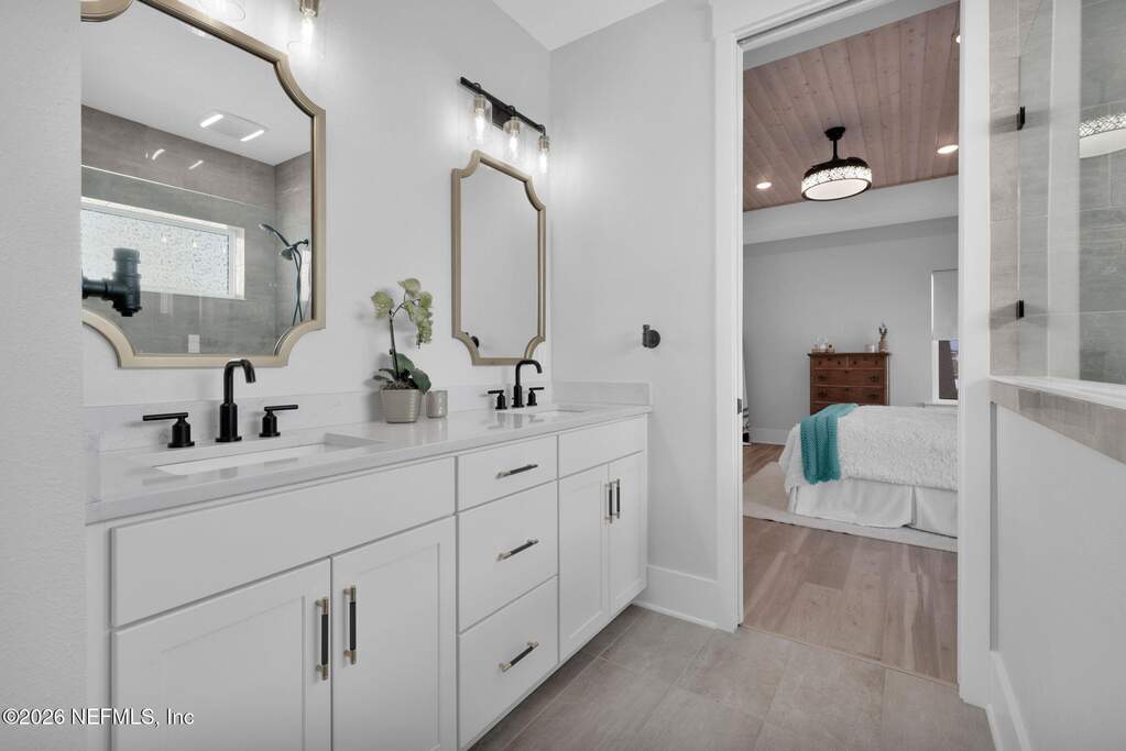4 Bedroom Single Family Home/House's Image 28