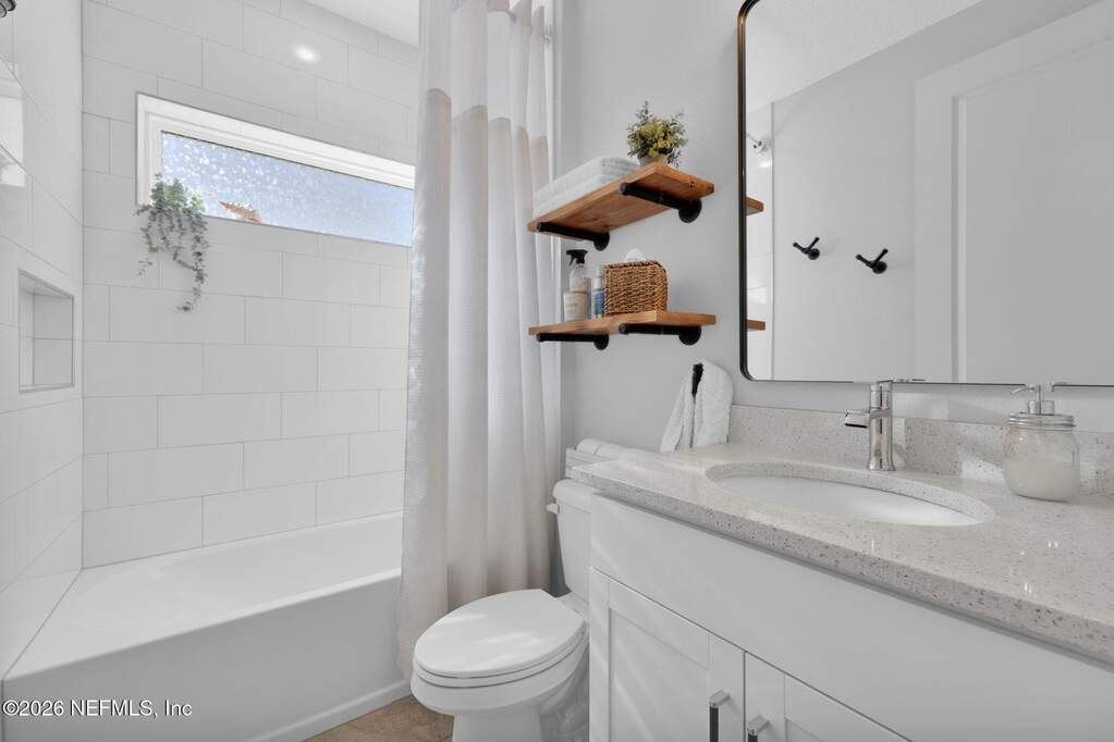 4 Bedroom Single Family Home/House's Image 32