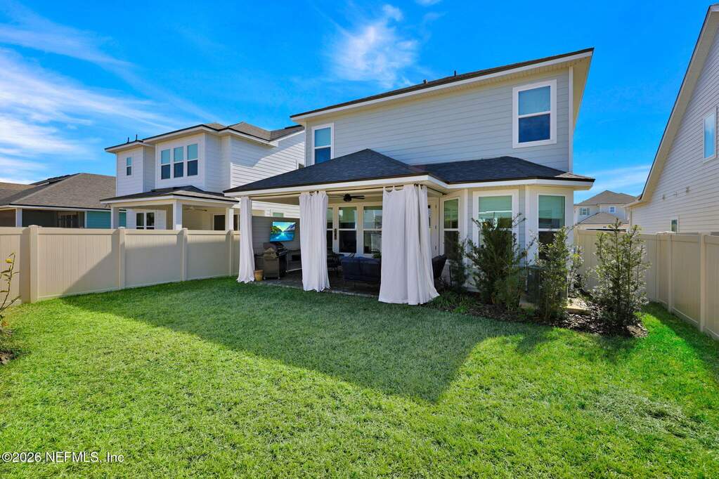 4 Bedroom Single Family Home/House's Image 35