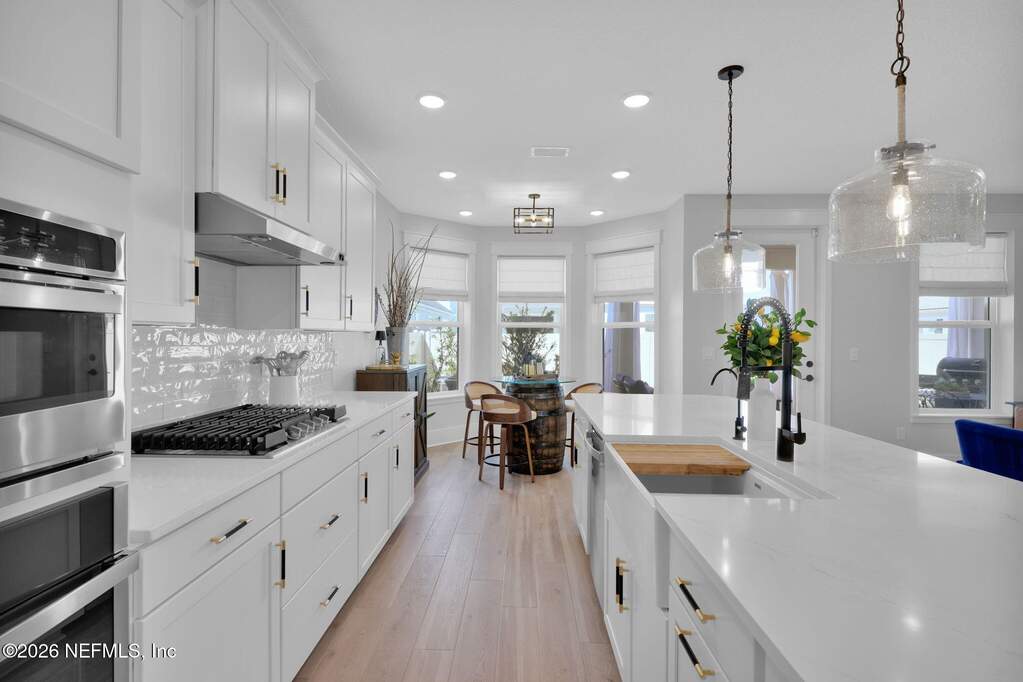 4 Bedroom Single Family Home/House's Image 4