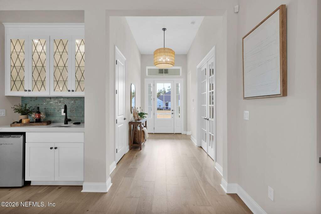 4 Bedroom Single Family Home/House's Image 4