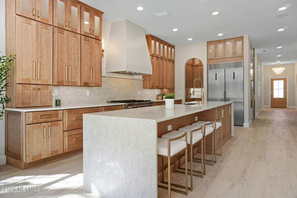 5 Bedroom Single Family Home/House's Image 10