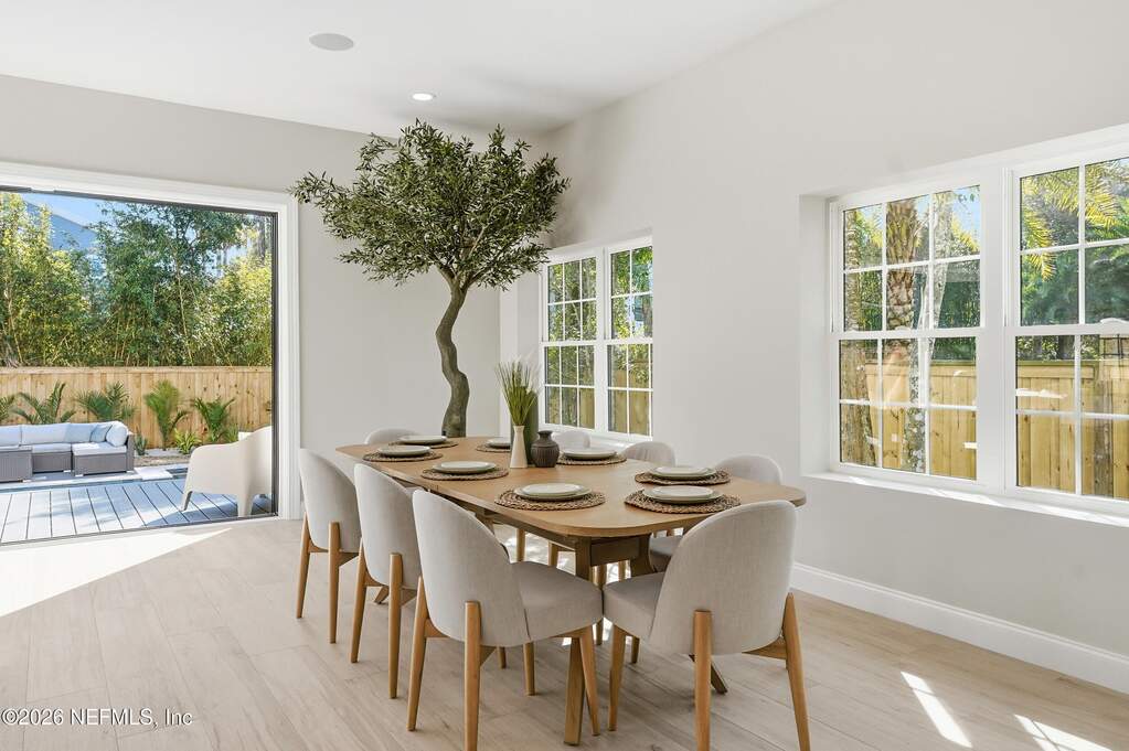 5 Bedroom Single Family Home/House's Image 26