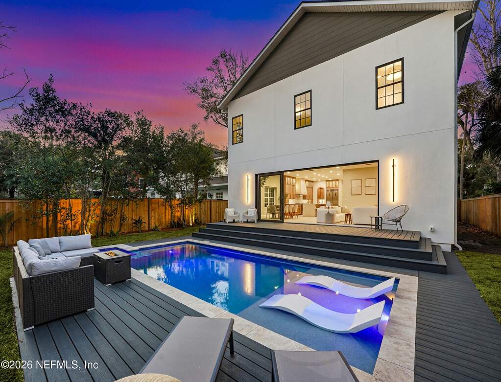 5 Bedroom Single Family Home/House's Image 31