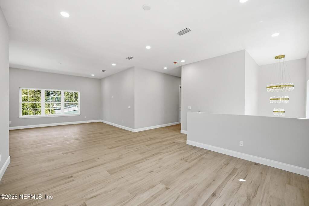5 Bedroom Single Family Home/House's Image 48