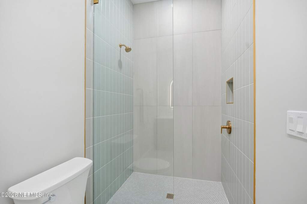 5 Bedroom Single Family Home/House's Image 73