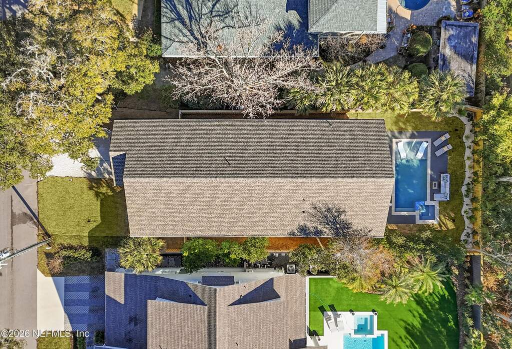 5 Bedroom Single Family Home/House's Image 78