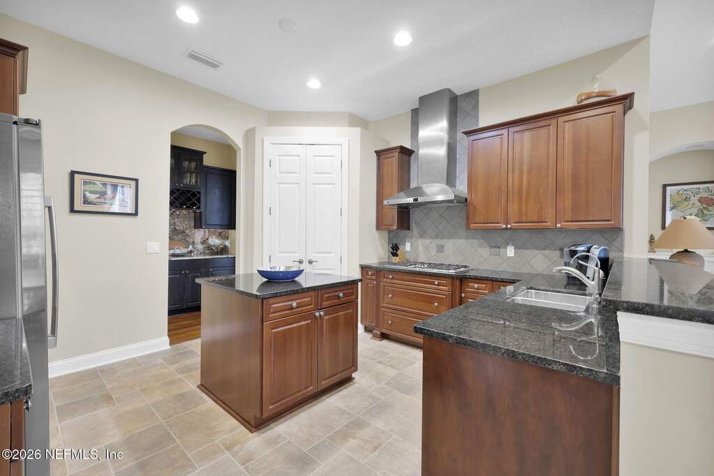 4 Bedroom Single Family Home/House's Image 11