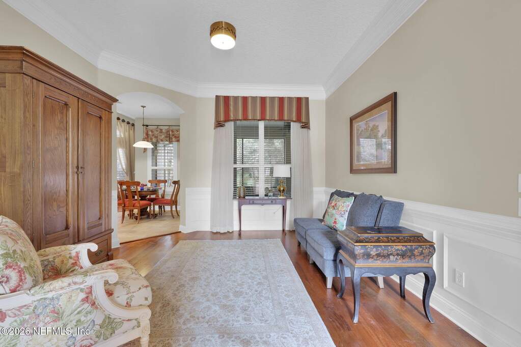 4 Bedroom Single Family Home/House's Image 6
