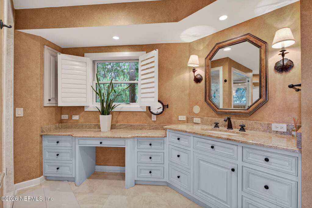 3 Bedroom Single Family Home/House's Image 122