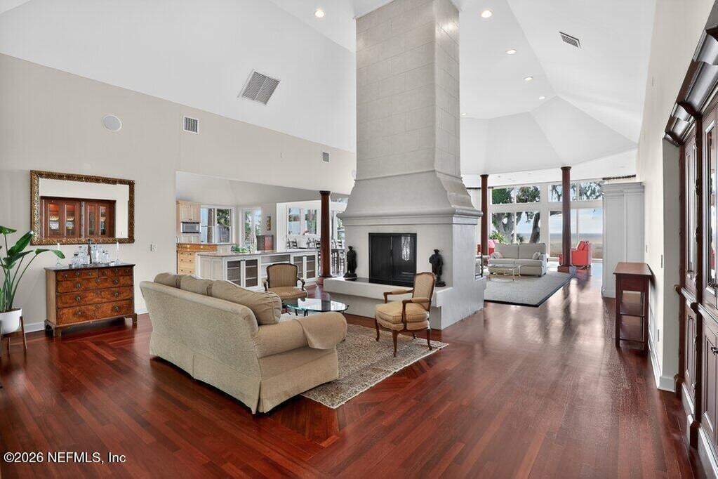 3 Bedroom Single Family Home/House's Image 190