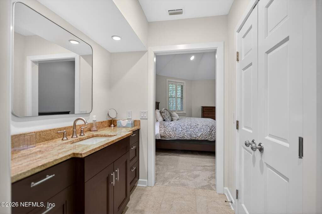 3 Bedroom Single Family Home/House's Image 37