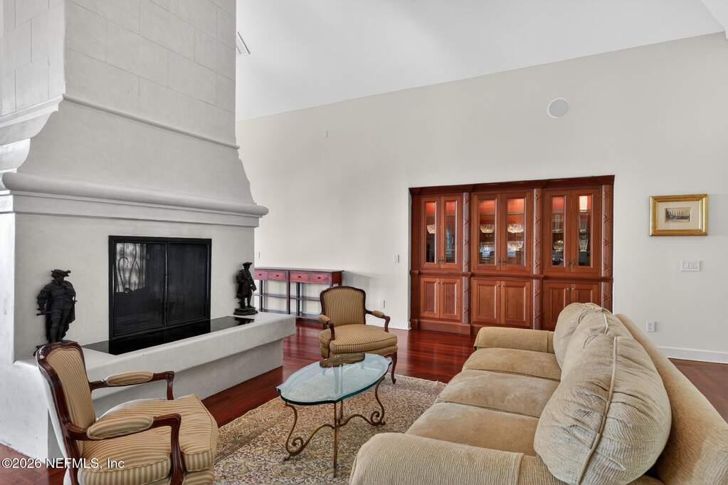 3 Bedroom Single Family Home/House's Image 44