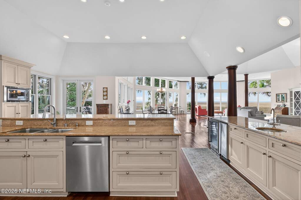 3 Bedroom Single Family Home/House's Image 63