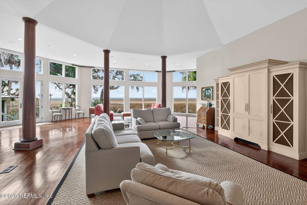 3 Bedroom Single Family Home/House's Image 90