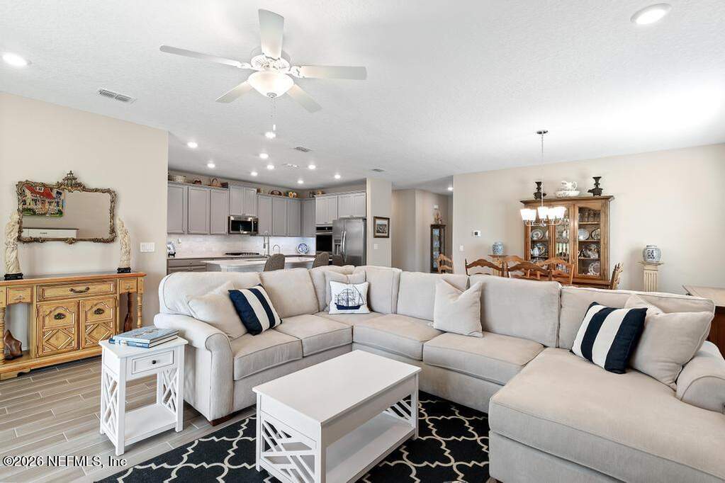 3 Bedroom Single Family Home/House's Image 5