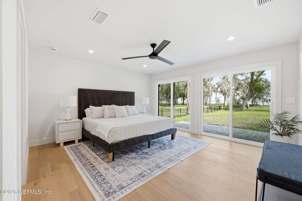 5 Bedroom Single Family Home/House's Image 22