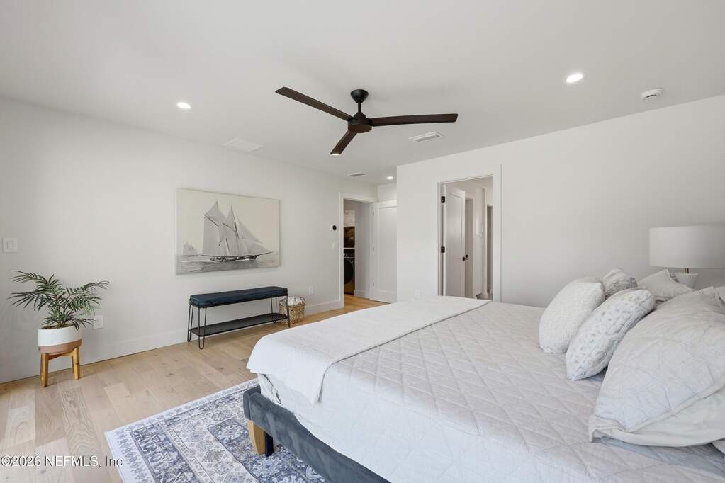5 Bedroom Single Family Home/House's Image 23