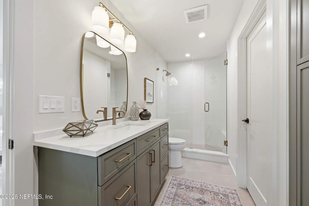 5 Bedroom Single Family Home/House's Image 35