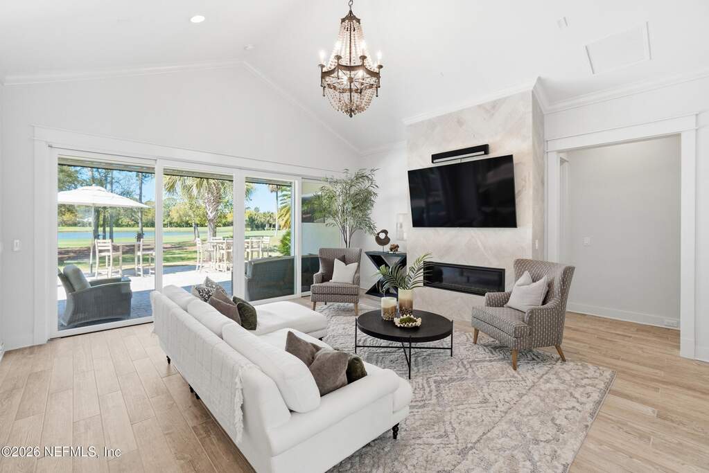4 Bedroom Single Family Home/House's Image 27