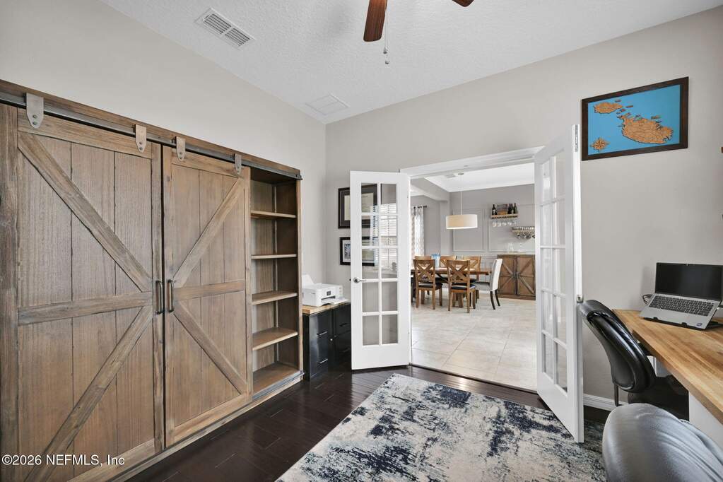 5 Bedroom Single Family Home/House's Image 9