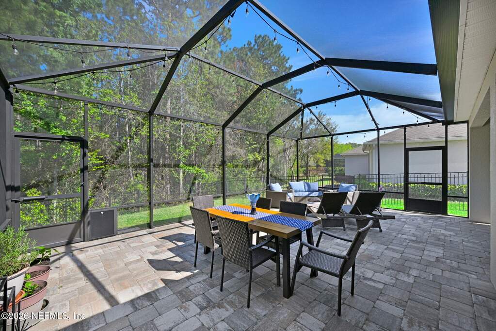 5 Bedroom Single Family Home/House's Image 45