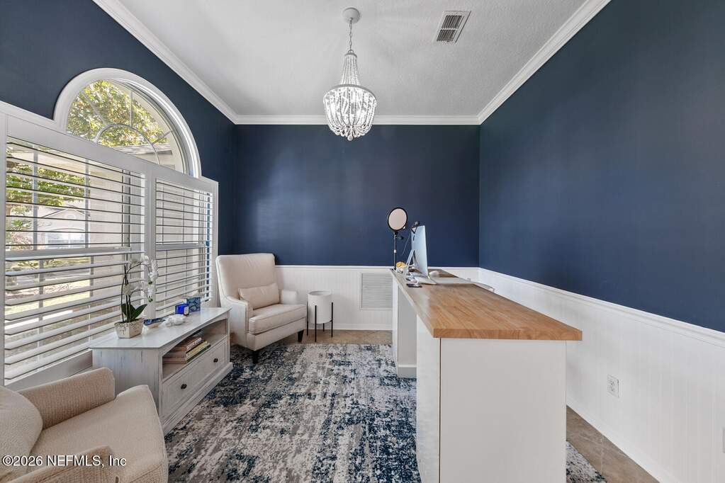 4 Bedroom Single Family Home/House's Image 11