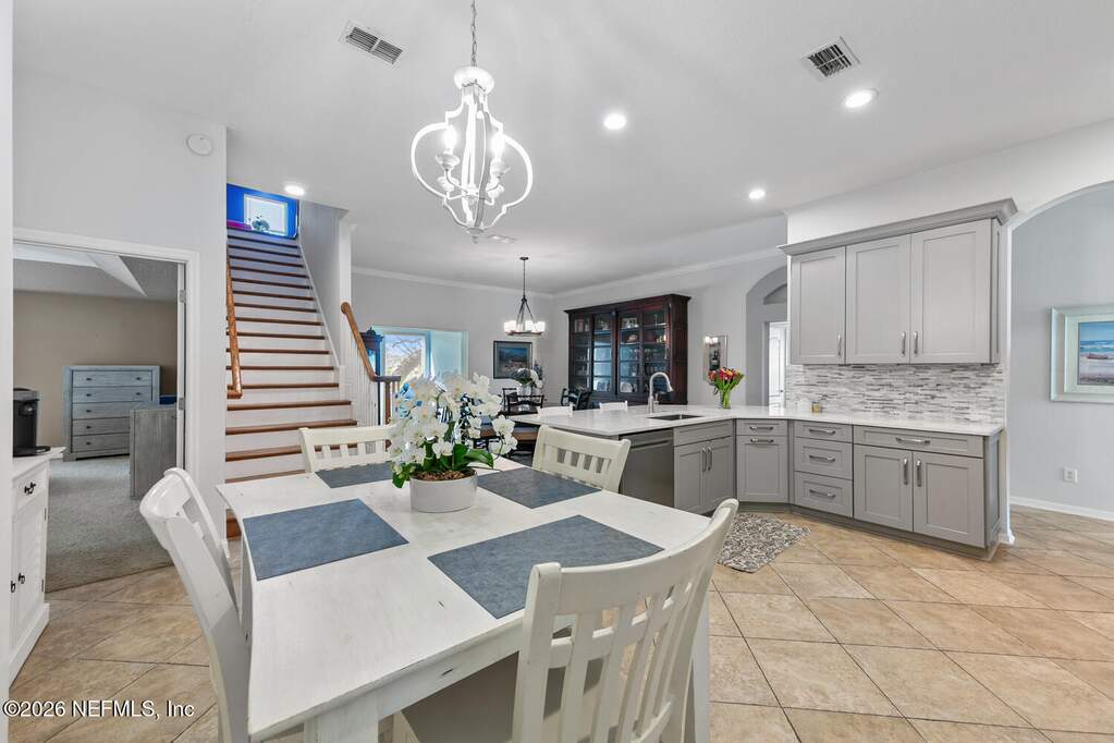 4 Bedroom Single Family Home/House's Image 14