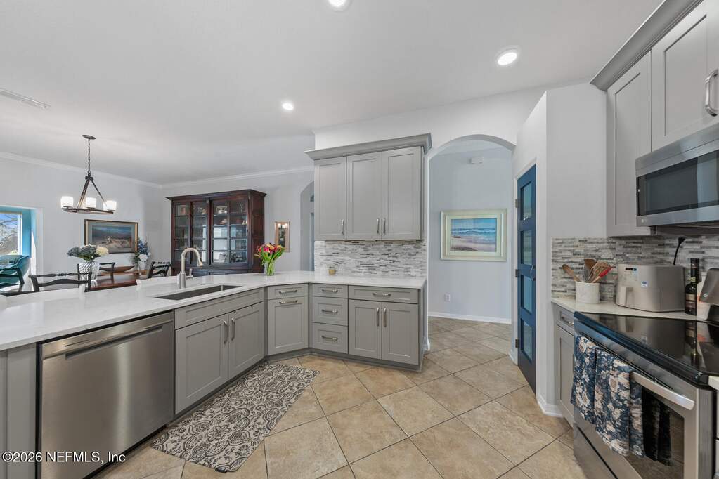 4 Bedroom Single Family Home/House's Image 19