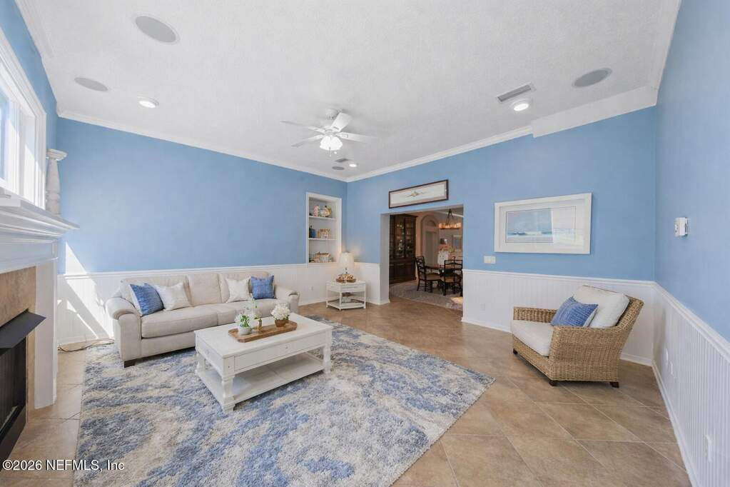 4 Bedroom Single Family Home/House's Image 29