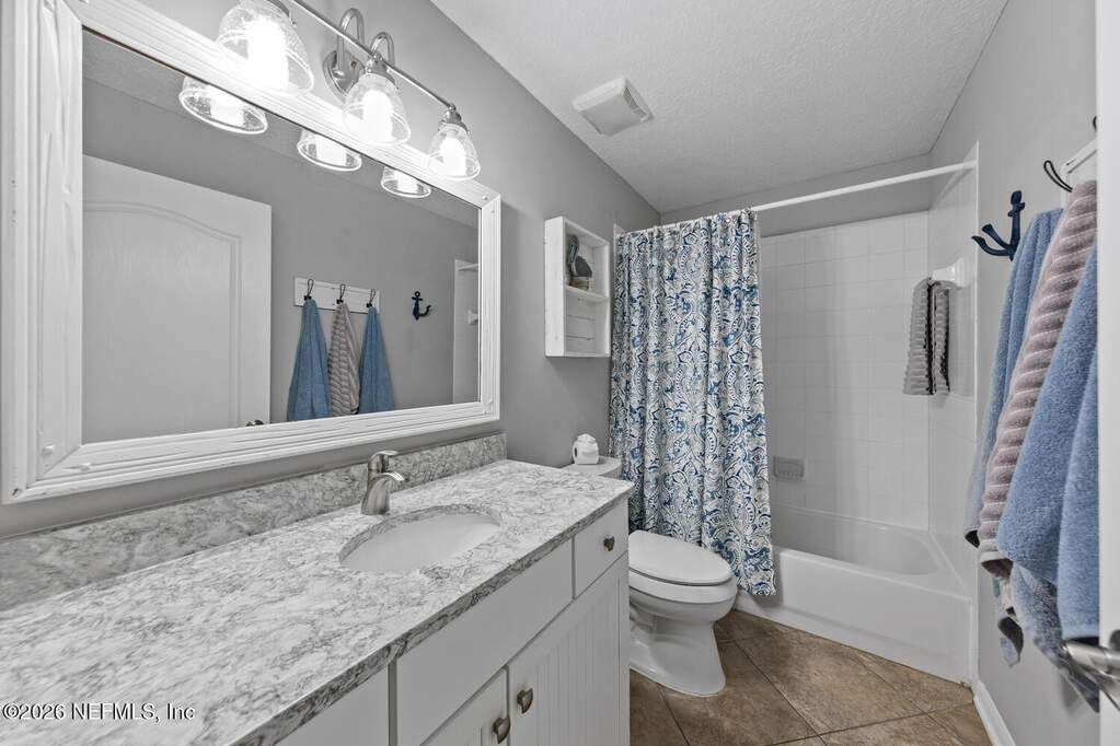 4 Bedroom Single Family Home/House's Image 38