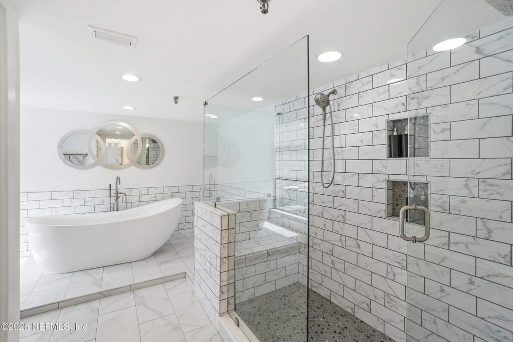 4 Bedroom Apartment/Flat's Image 36