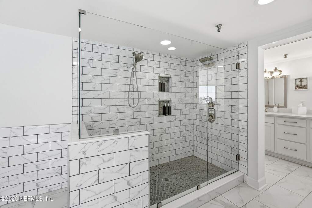 4 Bedroom Apartment/Flat's Image 38