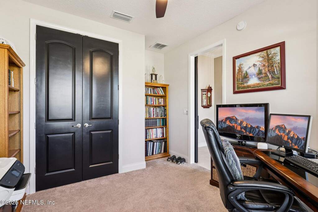 4 Bedroom Single Family Home/House's Image 7
